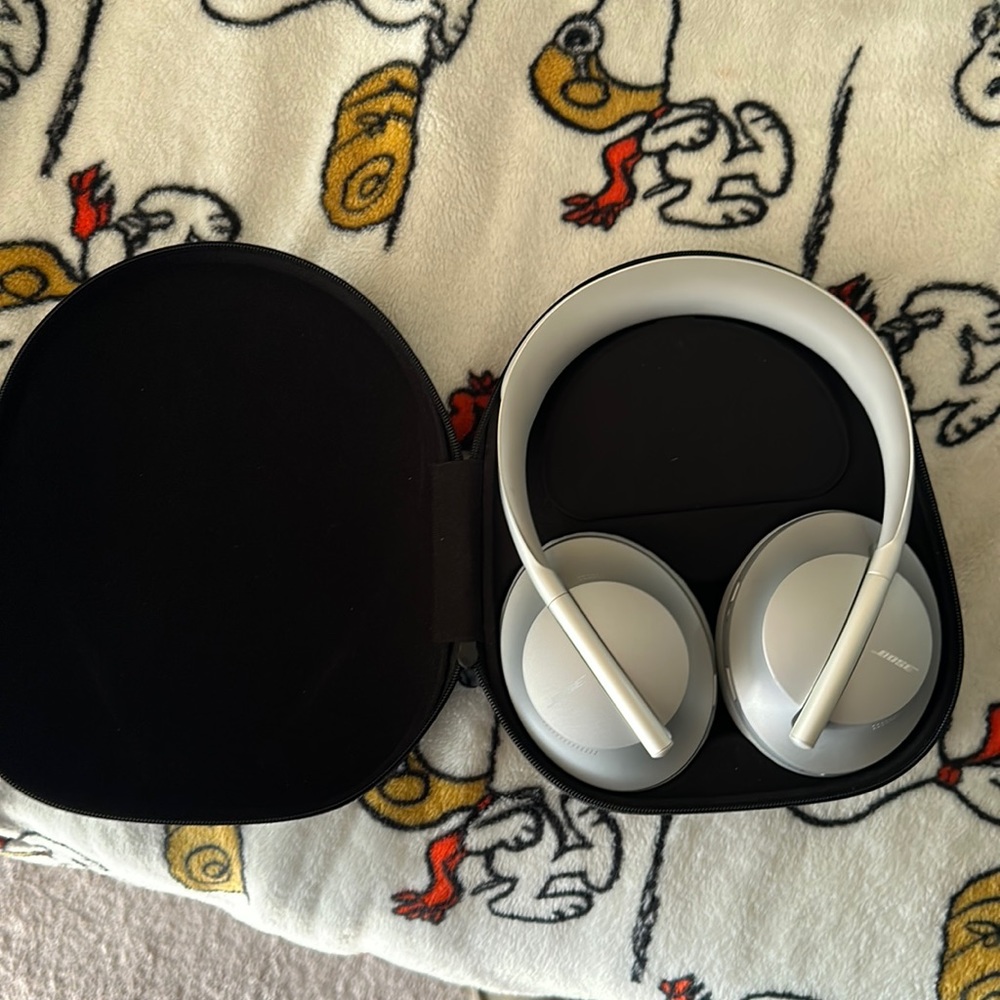 Bose 700 headphones